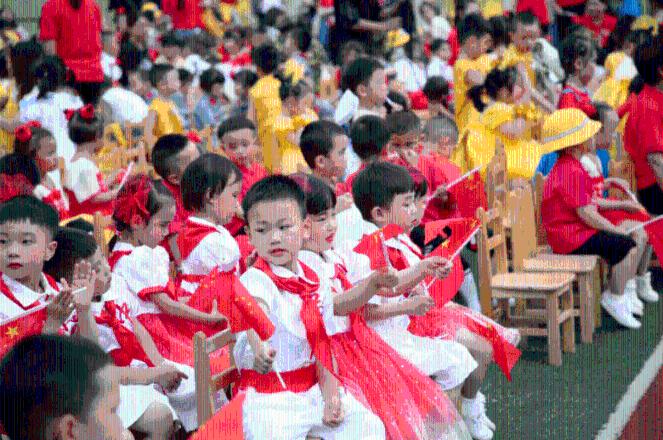 带帽男孩大冒险
